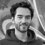 gabor-farkasch-trainer-ux-ui-weiterbildung-portrait Portrait von Gabor Farkasch, Trainer der UX/UI Design Weiterbildungen der UIX Academy und Gründer von Xounds