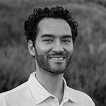 gabor-farkasch-trainer-ux-ui-weiterbildung-portrait Portrait von Gabor Farkasch, Trainer der UX/UI Design Weiterbildungen der UIX Academy und Gründer von Xounds