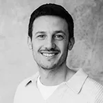 Portrait von Julius Reinhardt, Trainer der Design Thinking Weiterbildung und zertifizierter Design Thinking Coach