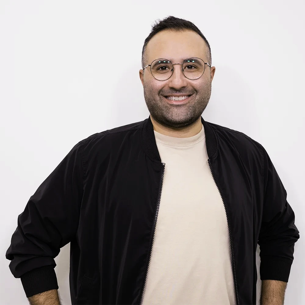 Portrait von Luigi Bucchino, Trainer der UX/UI Design Weiterbildungen der UIX Academy und ehemaliger XDi-Dozent
