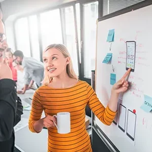 Mobile-App-Design Weiterbildung Kursübersicht mit Lernmodulen und Dozentenfoto