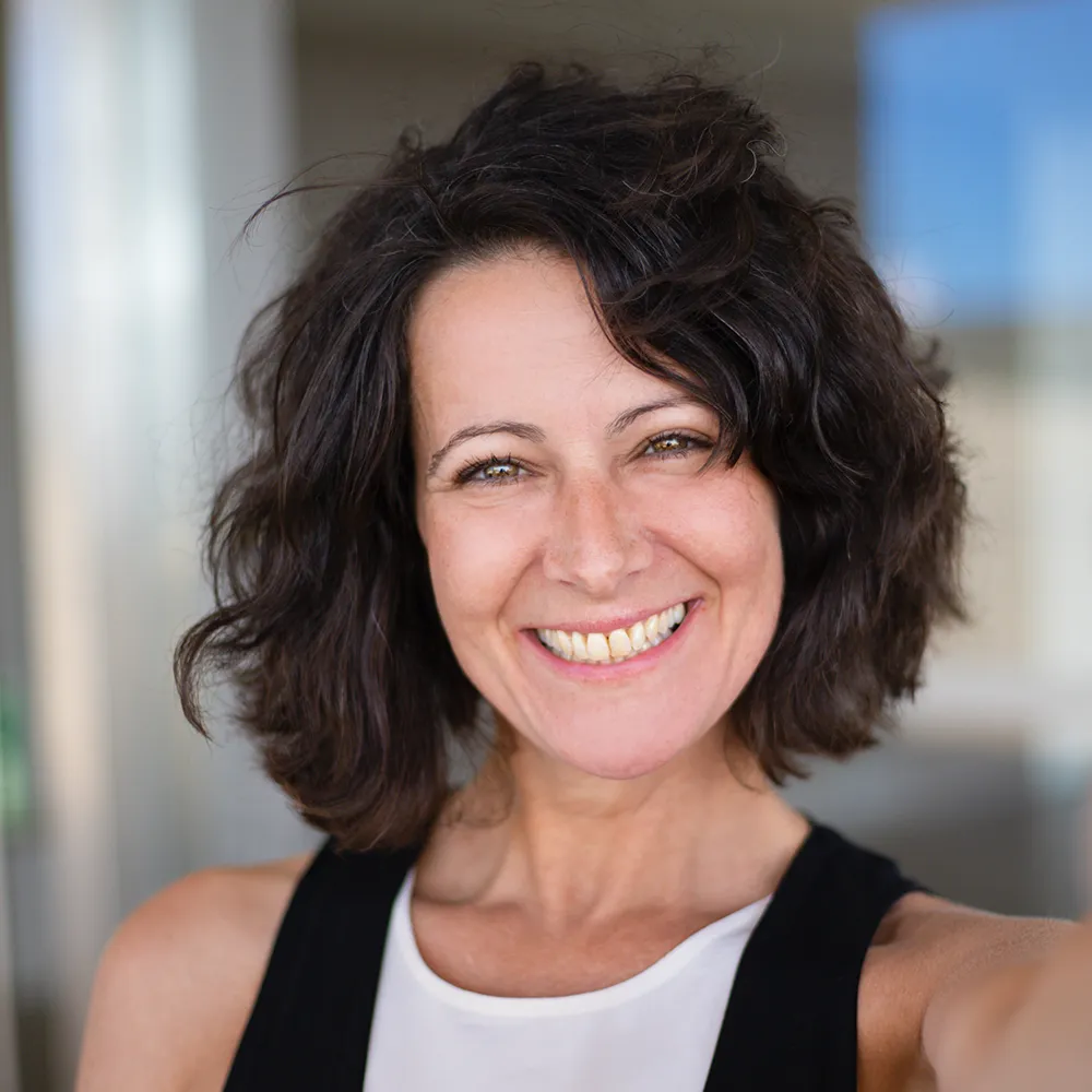 sabine-mueller-testimonial-mobile-ux-ui-design-weiterbildung-uix-academy Absolventin Sabine Müller ist Product Owner und hat die Mobile App Design Weiterbildung bei der UIX Academy besucht.